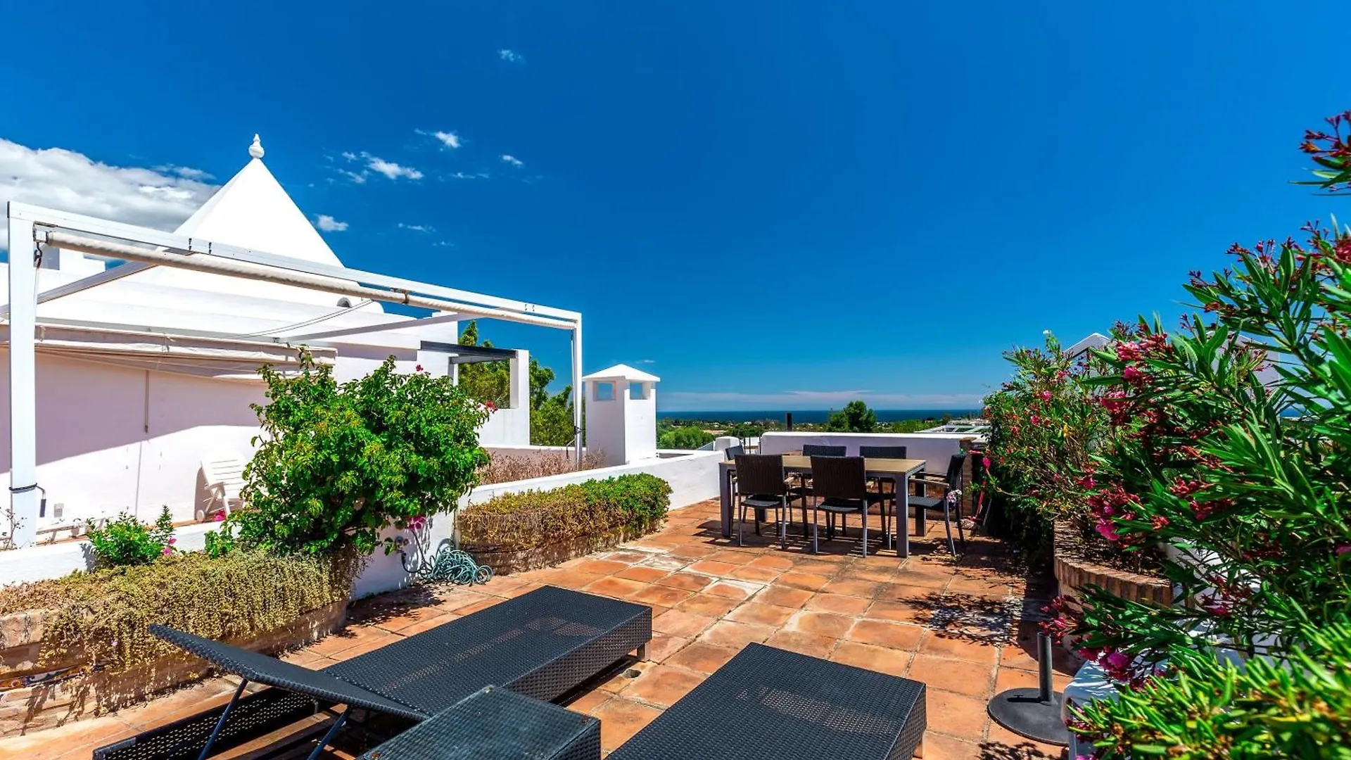 Aloha Pueblo With Sea Views Daire Marbella İspanya